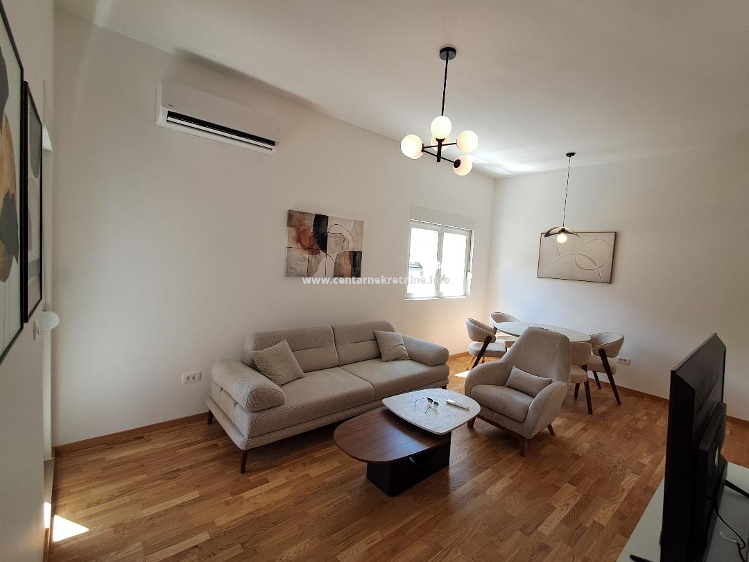 Izdavanje, jednosoban stan 44m2, Zabjelo, Podgorica